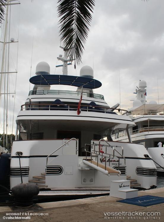 Va-Bene - Service Ship vessel registered in Cayman Islands