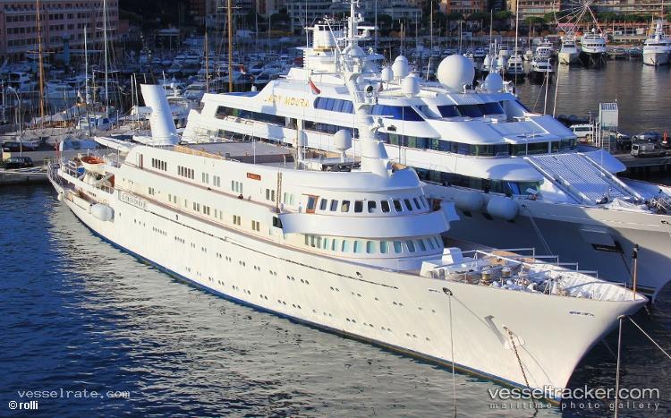 Atlantis-Ii - Service Ship vessel registered in Bermuda