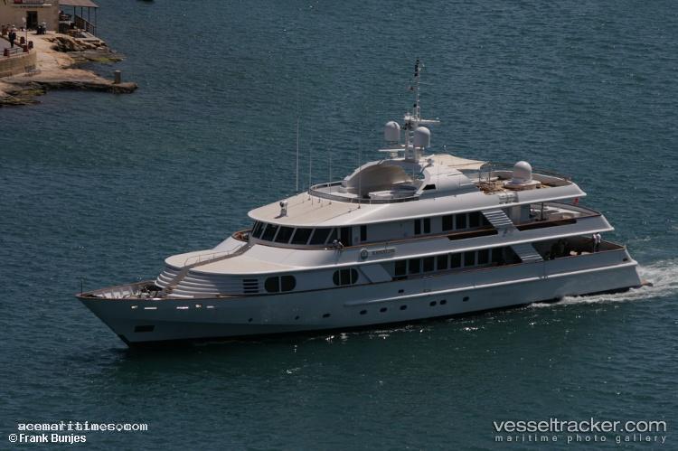 Azul-V - Service Ship