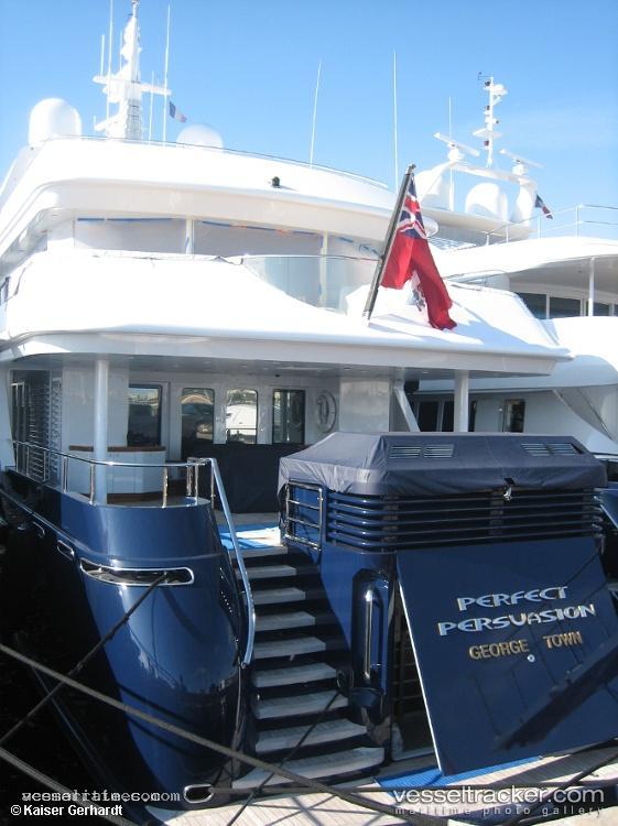 Perfect-Persuasion - Service Ship vessel registered in Cayman Islands