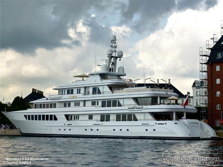 Utopia - Service Ship vessel registered in Cayman Islands