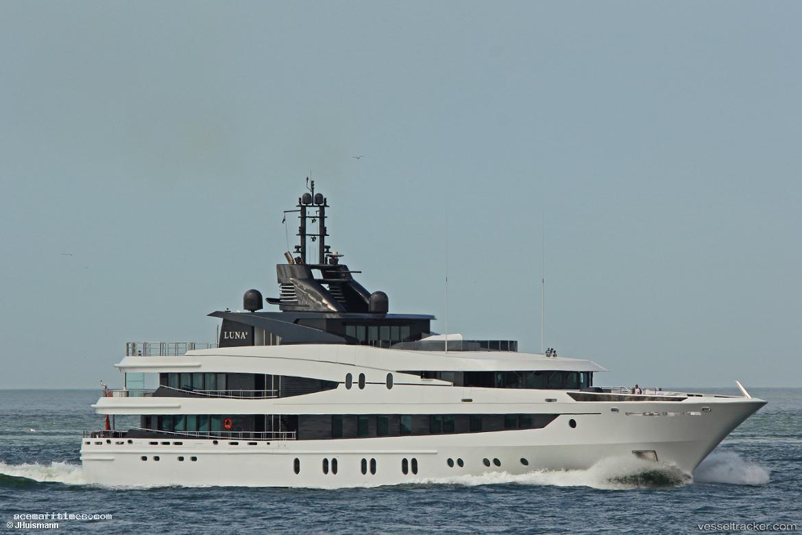 Ahs - Service Ship vessel registered in Cayman Islands