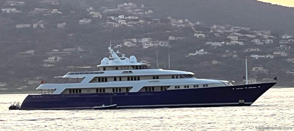 Laurel - Service Ship vessel registered in Cayman Islands