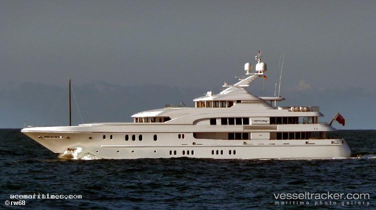 Caipirinha - Service Ship vessel registered in Cayman Islands