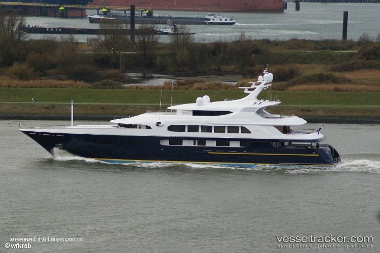 Tanusha - Service Ship vessel registered in Cayman Islands