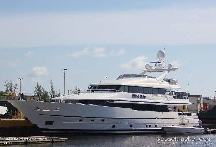 Blind-Date - Service Ship vessel registered in British Virgin Islands