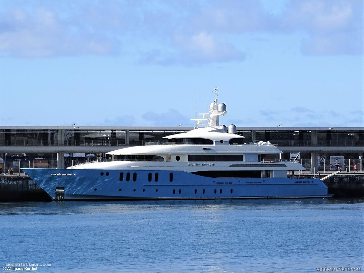 Silver-Shalis - Service Ship vessel registered in Marshall Islands