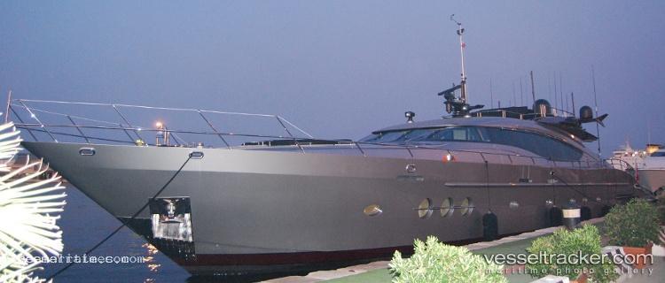 Kjos - Service Ship vessel registered in Cayman Islands