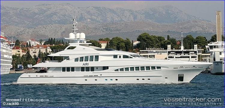 Marlin - Service Ship vessel registered in Russia