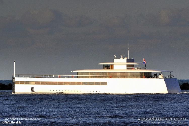 Venus - Service Ship vessel registered in Cayman Islands