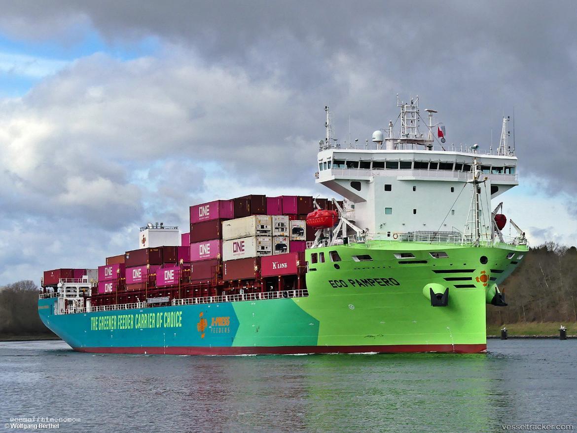 Eco-Pampero - Container Ship vessel registered in France