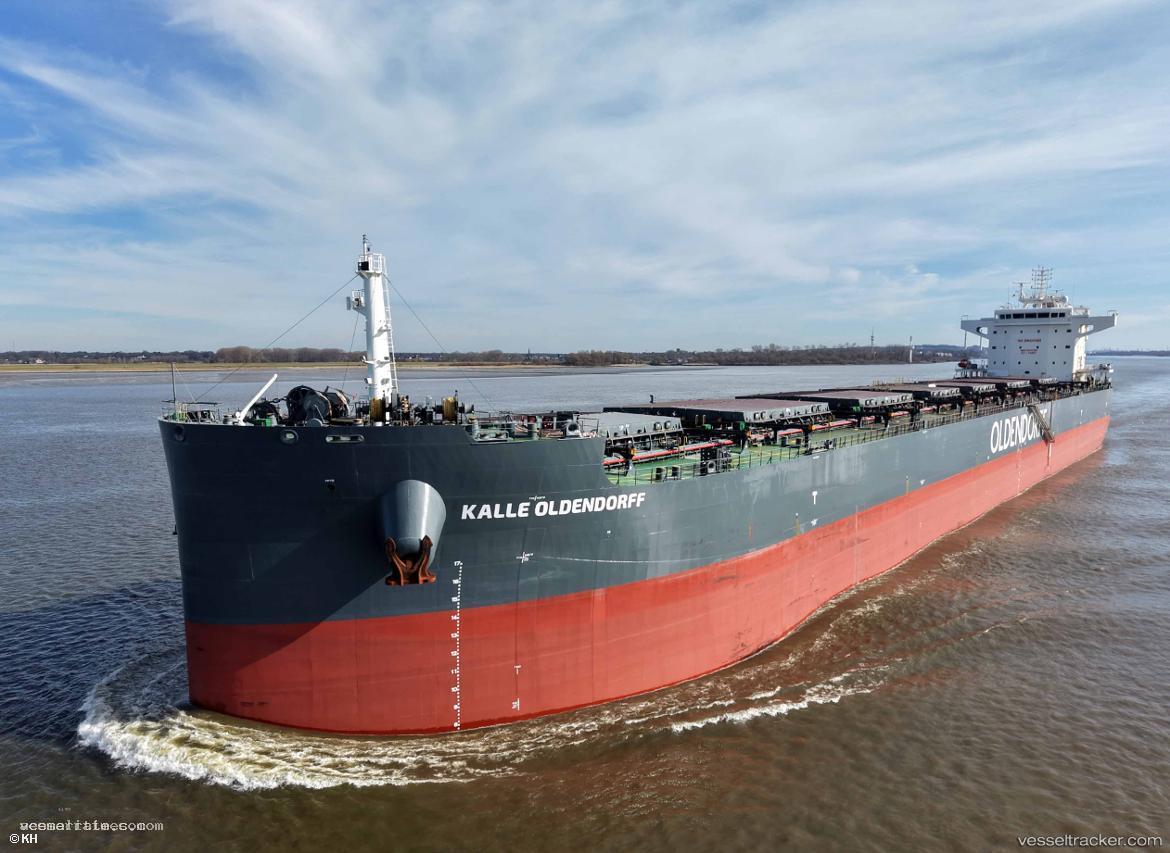 Kalle-Oldendorff - Bulk Carrier vessel registered in Liberia