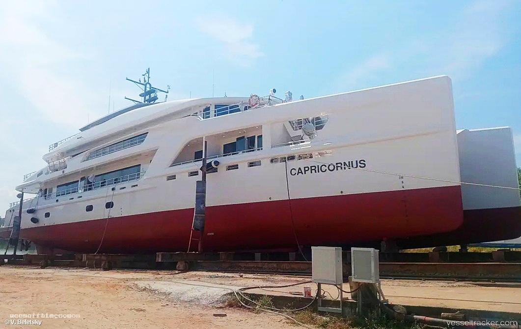 I-Dont-Care - Passenger Ship vessel registered in Marshall Islands