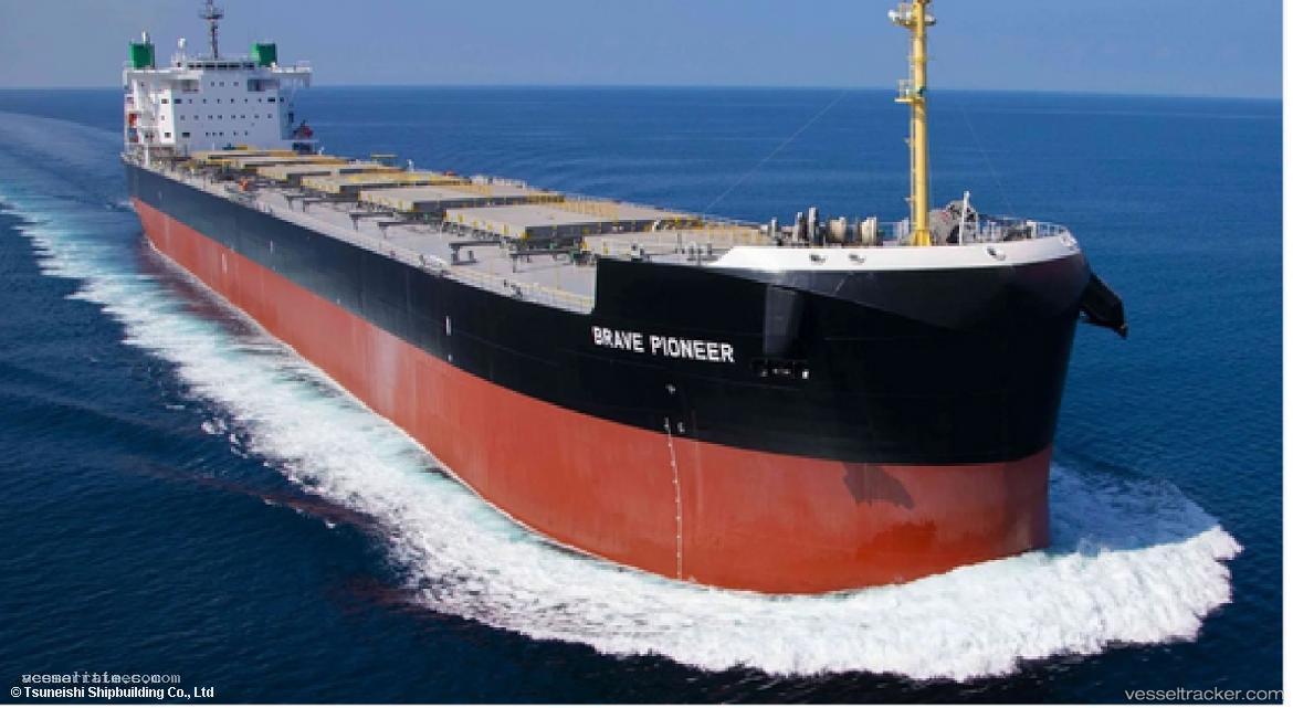 Brave-Pioneer - Bulk Carrier vessel registered in Singapore