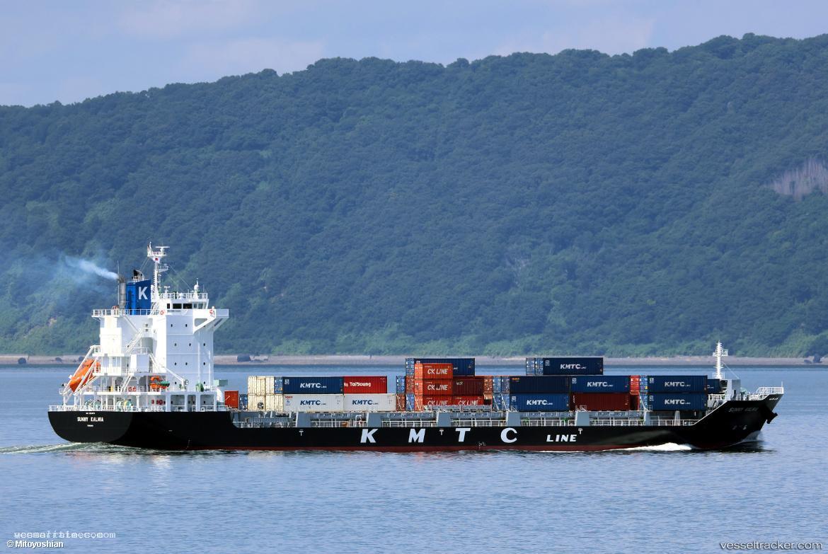 Sunny-Kalmia - Container Ship vessel registered in Panama