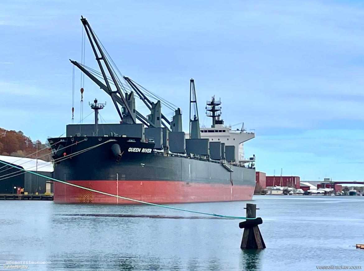 Queen-River - Bulk Carrier vessel registered in Panama