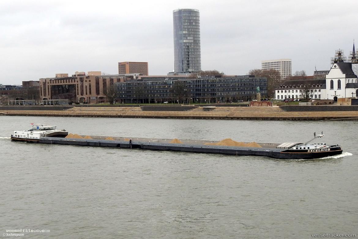 Excelsior -  vessel registered in Netherlands