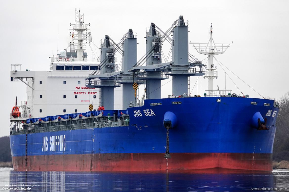 Jns-Sea - Bulk Carrier vessel registered in Hong Kong