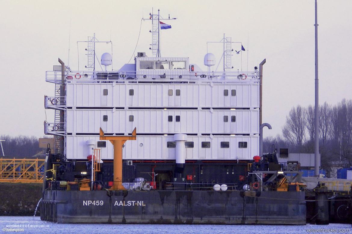 Curo - Cable Layer vessel registered in Netherlands
