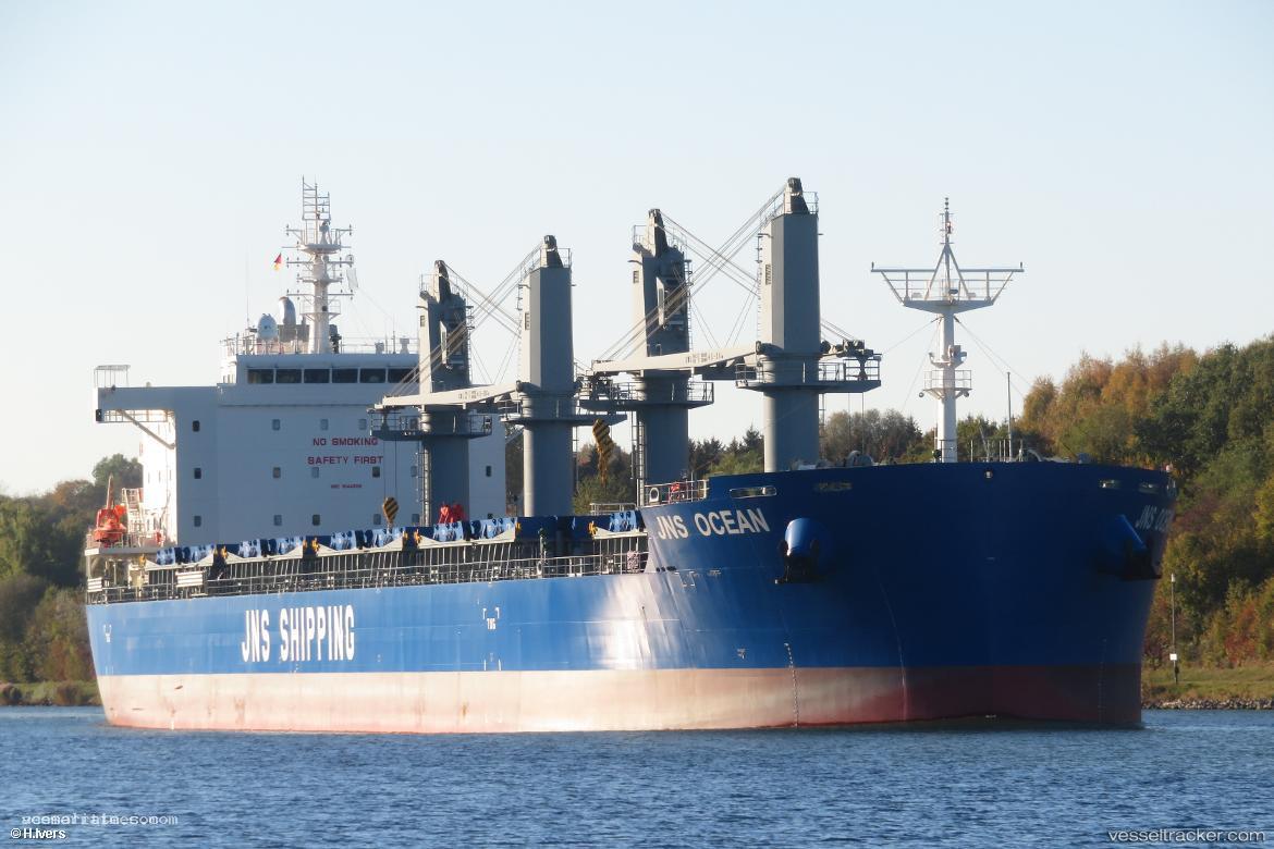 Jns-Ocean - Bulk Carrier vessel registered in Hong Kong