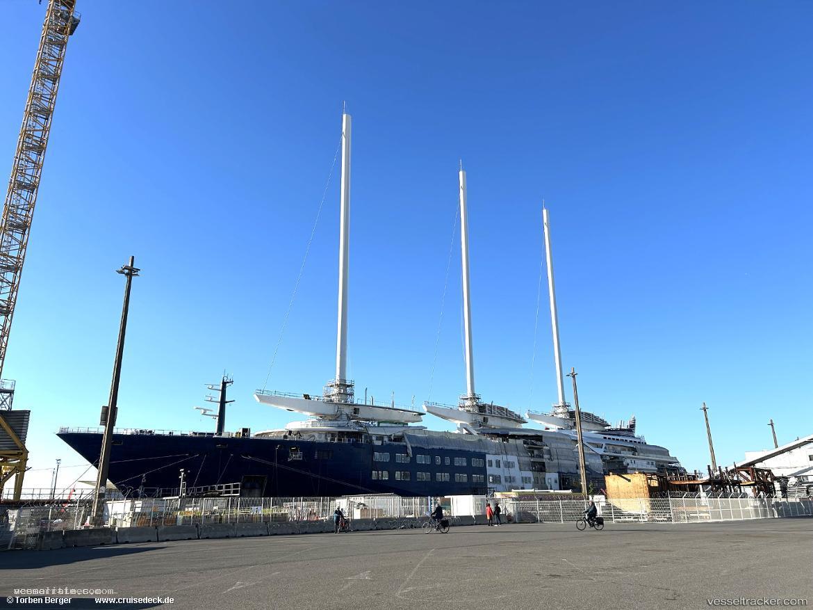 Oe-Corinthian - Passenger Ship vessel registered in France