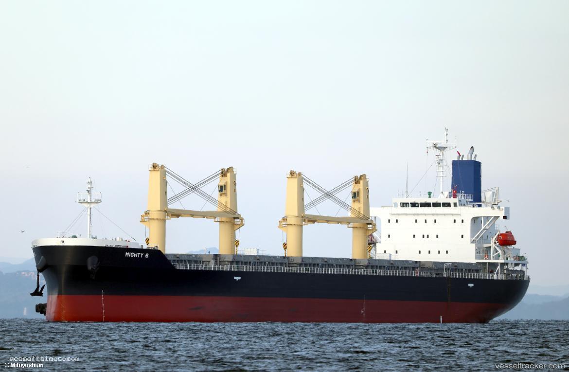 Mighty-6 - Bulk Carrier vessel registered in Panama