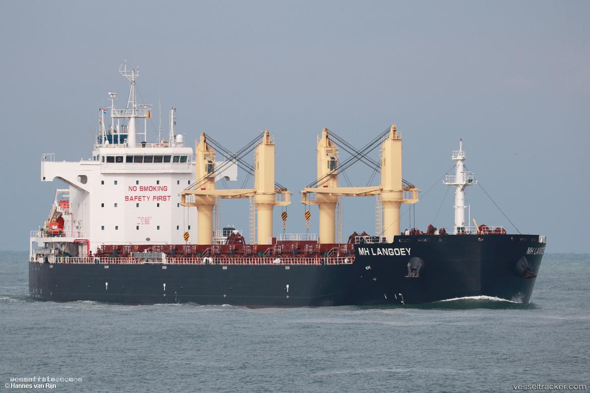 Mh-Langoey - Bulk Carrier vessel registered in Marshall Islands
