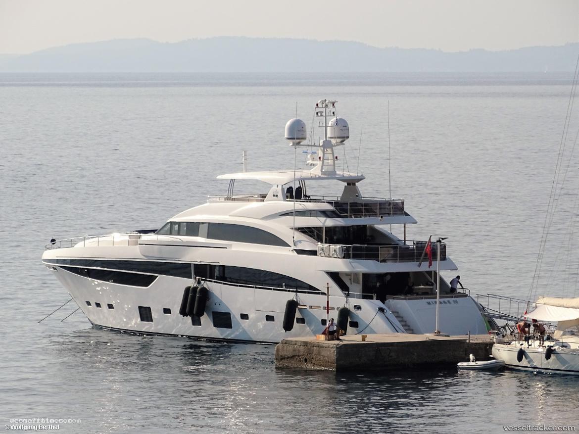 Mirage-Iv - Yacht vessel registered in Cayman Islands