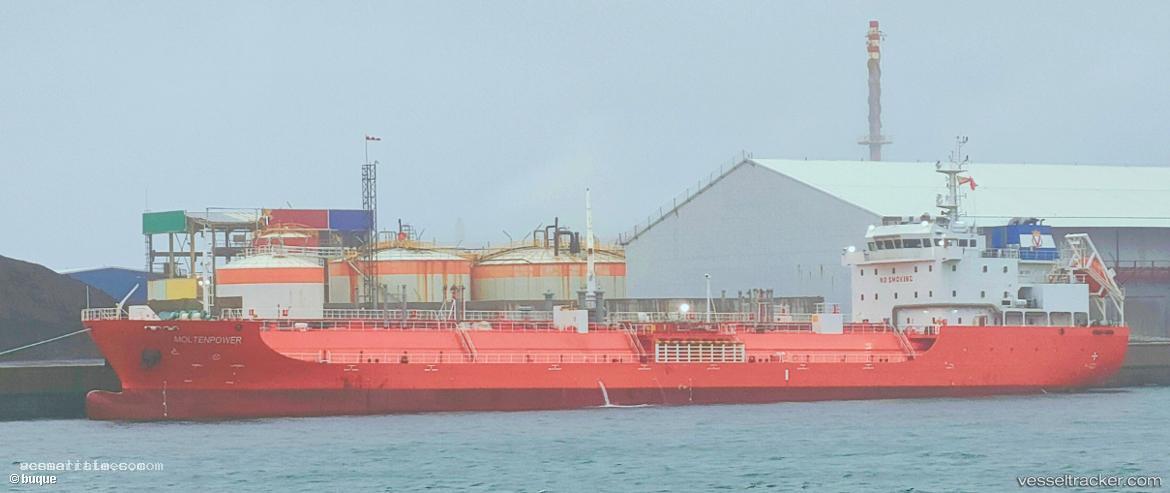 Moltenpower - Chemical Oil Products Tanker vessel registered in Portugal