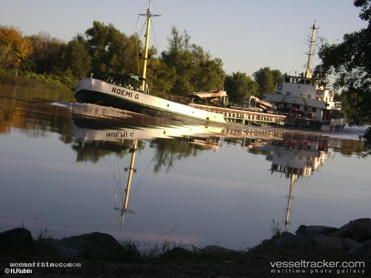 Noemi-G - Dredger vessel registered in Argentina