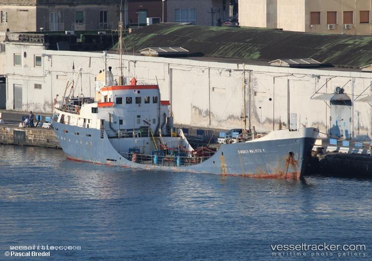 Sindaco-Malvito-V - Water Tanker vessel registered in Italy