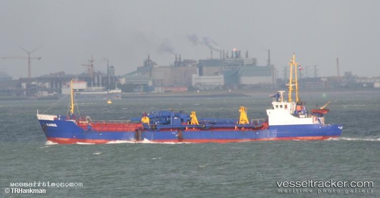 Vlieree - Hopper Dredger vessel registered in Tanzania