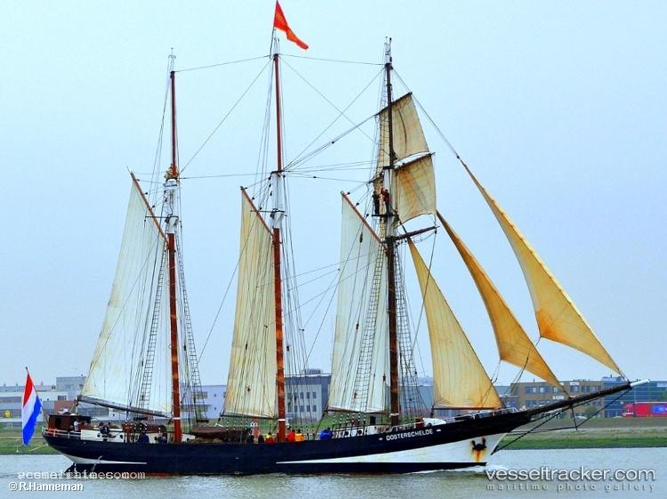 Oosterschelde - Passenger Ship vessel registered in Netherlands