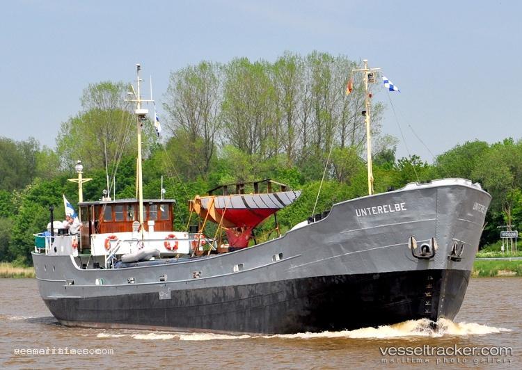 Unterelbe - General Cargo Ship vessel registered in United Kingdom