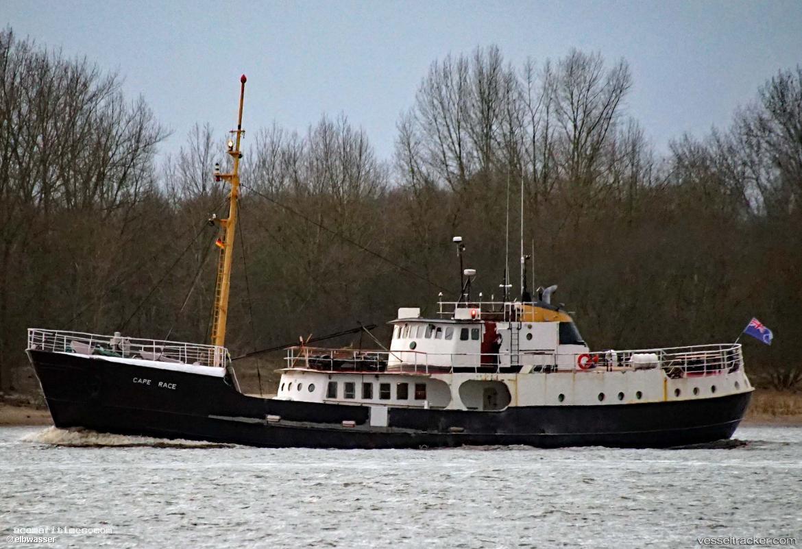 Cape-Race - Passenger Ship vessel registered in Cook Islands