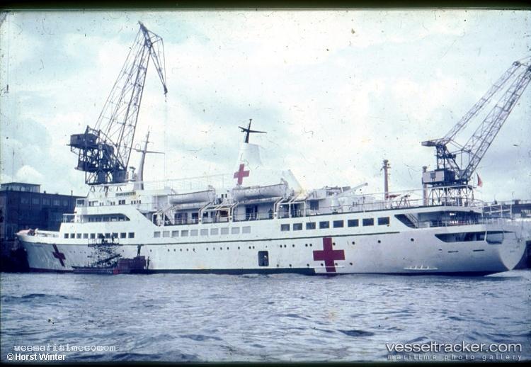 Galapagos-Legend - Passenger Ship vessel registered in Ecuador