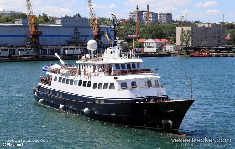 Tocallisto - Passenger Ship vessel registered in Saint Kitts and Nevis