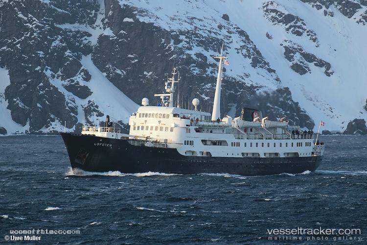 Lofoten - Passenger General Cargo Ship vessel registered in Norway