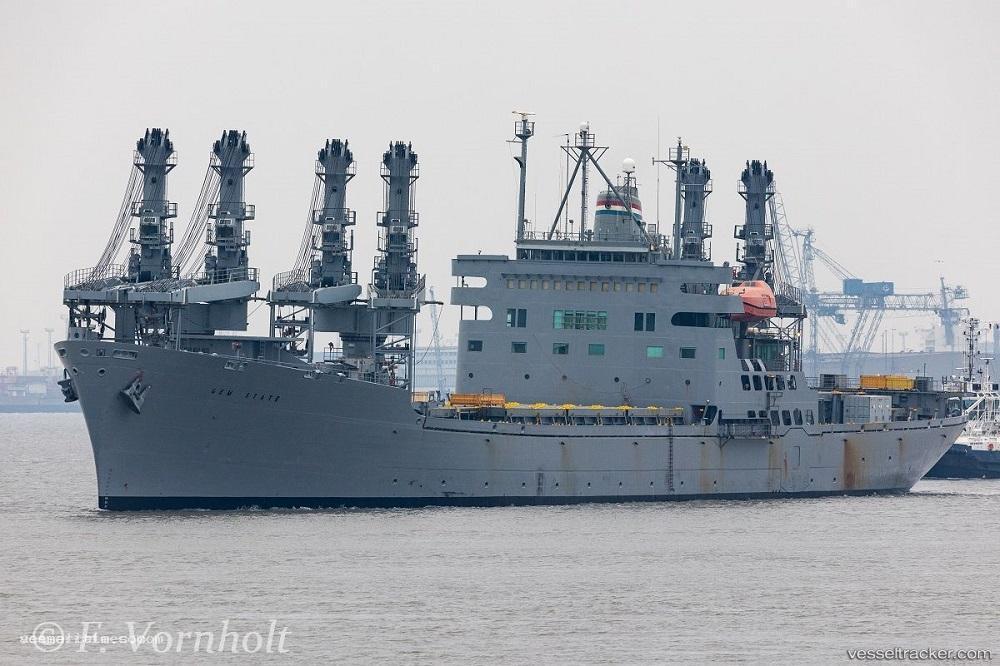 Gem-State - Crane Ship vessel registered in United States of America