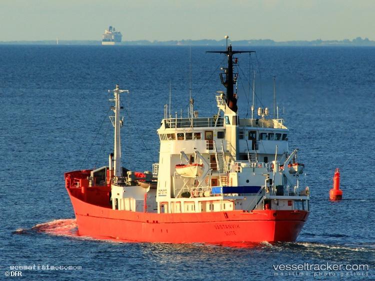 Karadenizcem - Cement Carrier vessel registered in Turkey