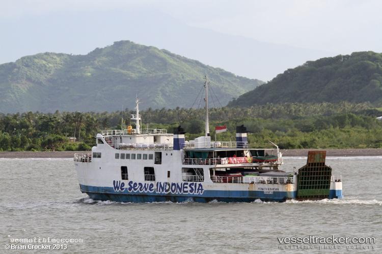 Kmp.permata-Nst - Passenger Ship vessel registered in Indonesia