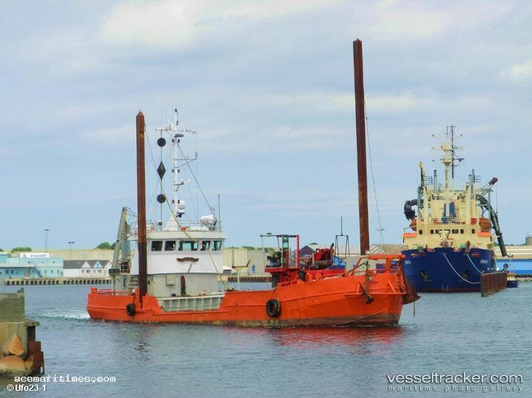 Alberte-Hoj - Dredger vessel registered in Denmark