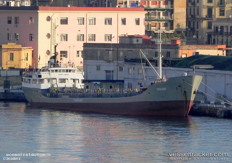 Praiano - Water Tanker vessel registered in Italy