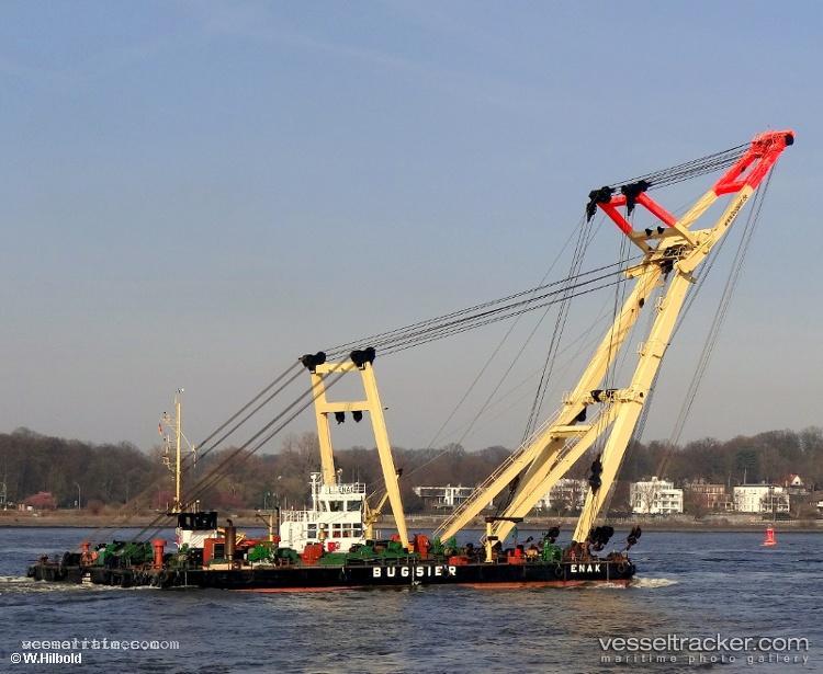 Enak - Crane Ship vessel registered in Germany