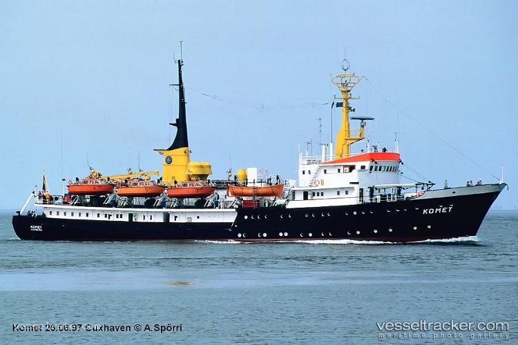 Amadeus - Yacht