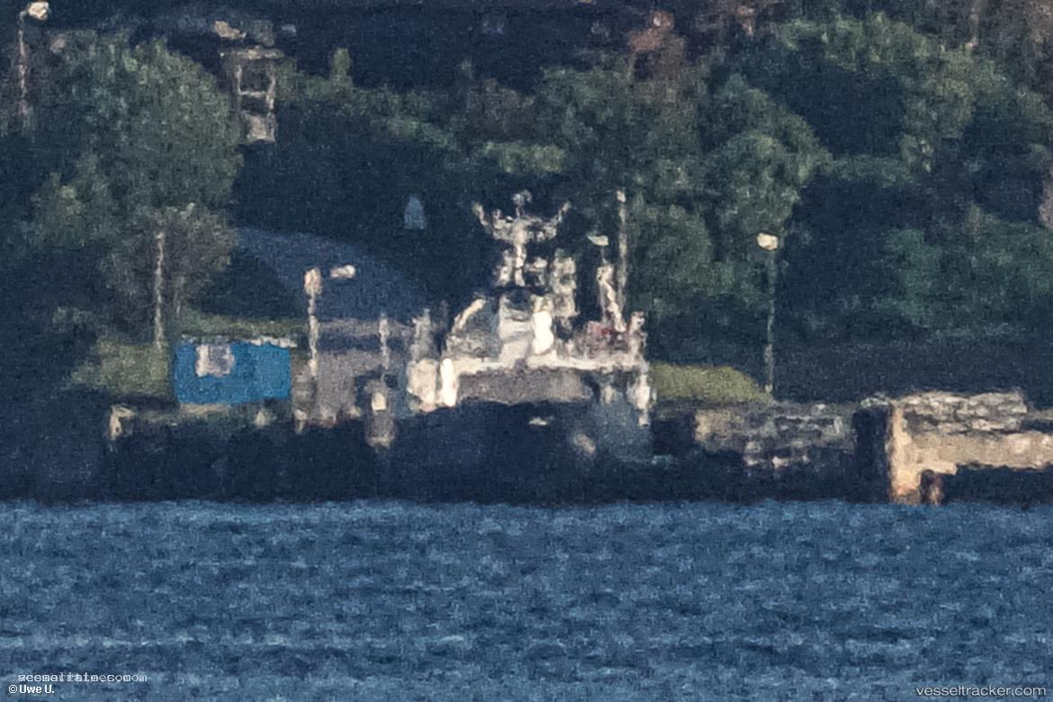 Nidaros - Passenger Ro Ro Cargo Ship vessel registered in Norway