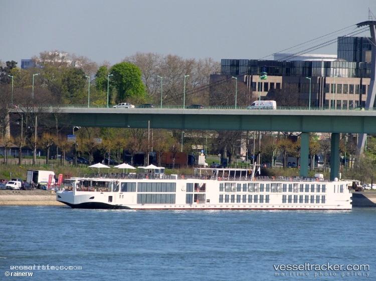Viking-Eir - General Cargo Ship vessel registered in Switzerland