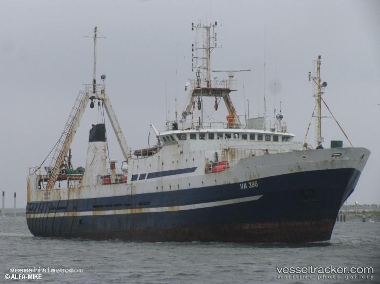 Zvezda-Murmana - Fishing Vessel vessel registered in Russia