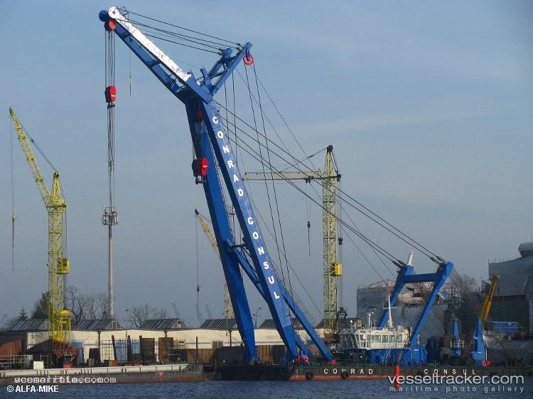 Conrad-Consul - Crane Ship vessel registered in Poland