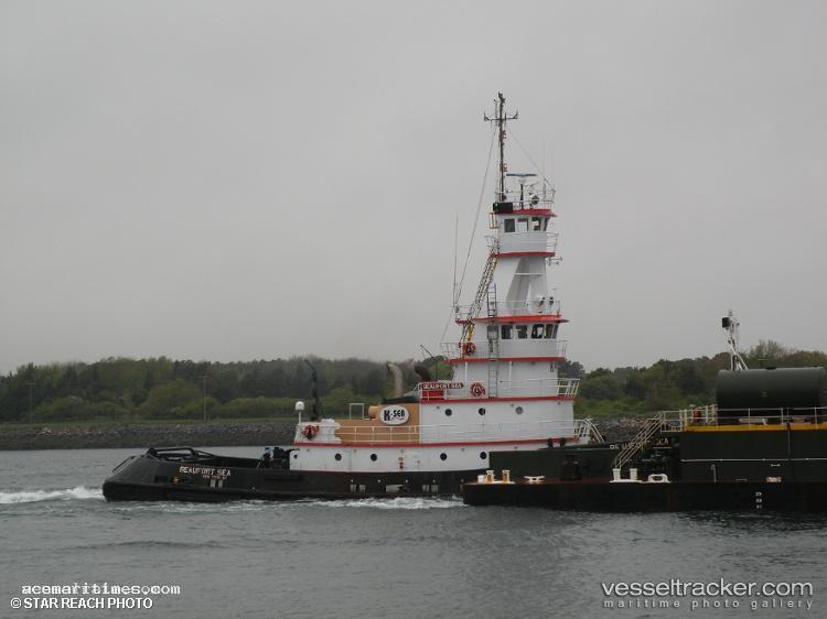 Beaufort-Sea - Tug vessel registered in United States of America